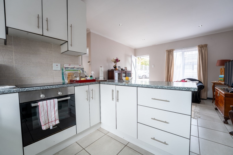 4 Bedroom Property for Sale in Walmer Eastern Cape